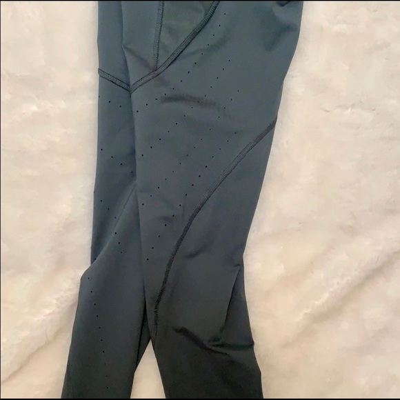 Champion Army Green Leggings - Picture 8 of 9